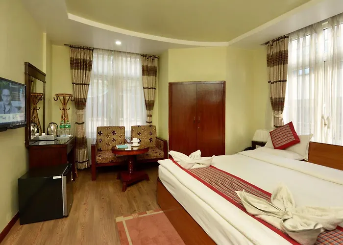 Osho Hotel 3*